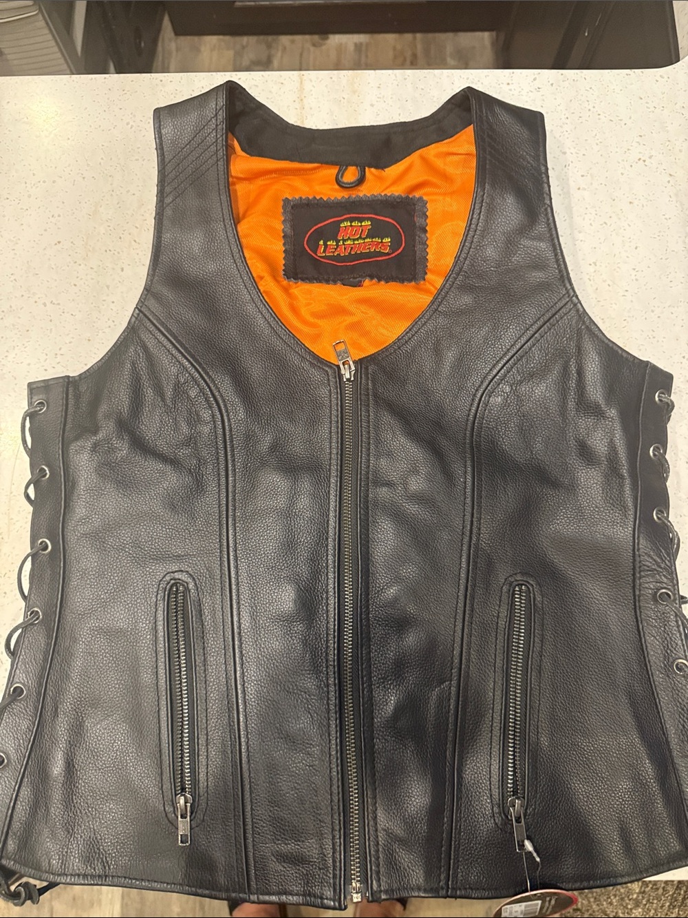 Hot Leathers Women's Black Leather Zip Front Vest